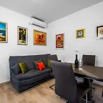 Holiday home 4 Bedroom Beautiful In Raslina