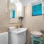 4 Bedroom Beautiful In