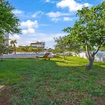 4 Bedroom Beautiful In